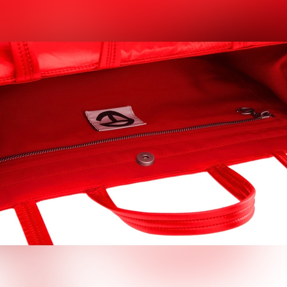 Telfar Large Red Puff Shopper SOLD OUT on Website - Picture 3 of 3